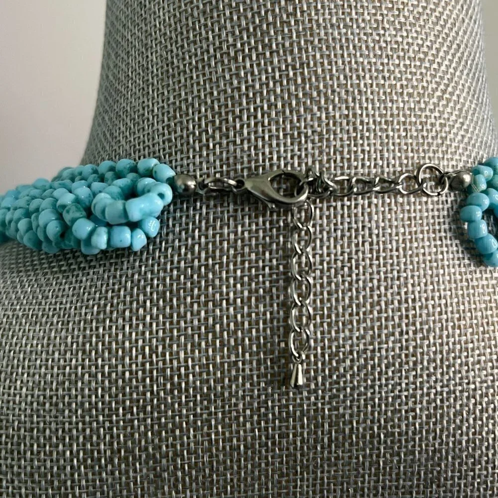 Turquoise Lia Sophia Beaded Necklace w silver closure EUC